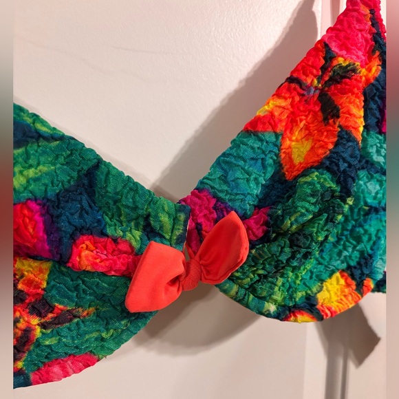 Vintage 80s/90s Sassafras Colorful Floral Bikini Top - Picture 4 of 8